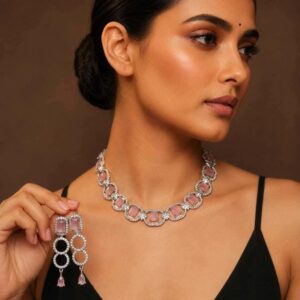 Rosé Royale Necklace & Earrings Set