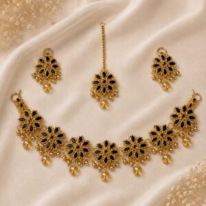 Elegant Black Stone Floral Necklace Set